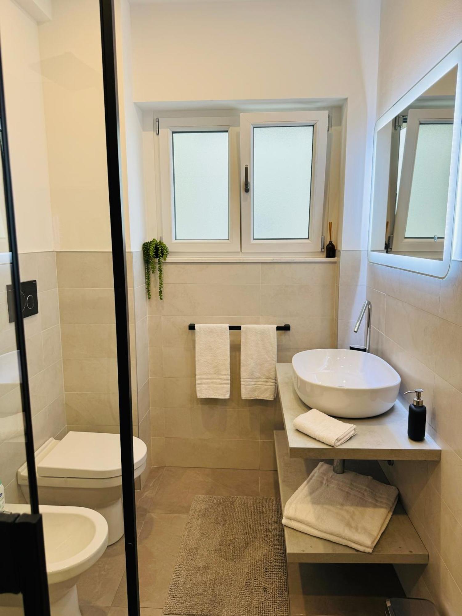 Maison Floran Appartamento In Centro A Триест Экстерьер фото